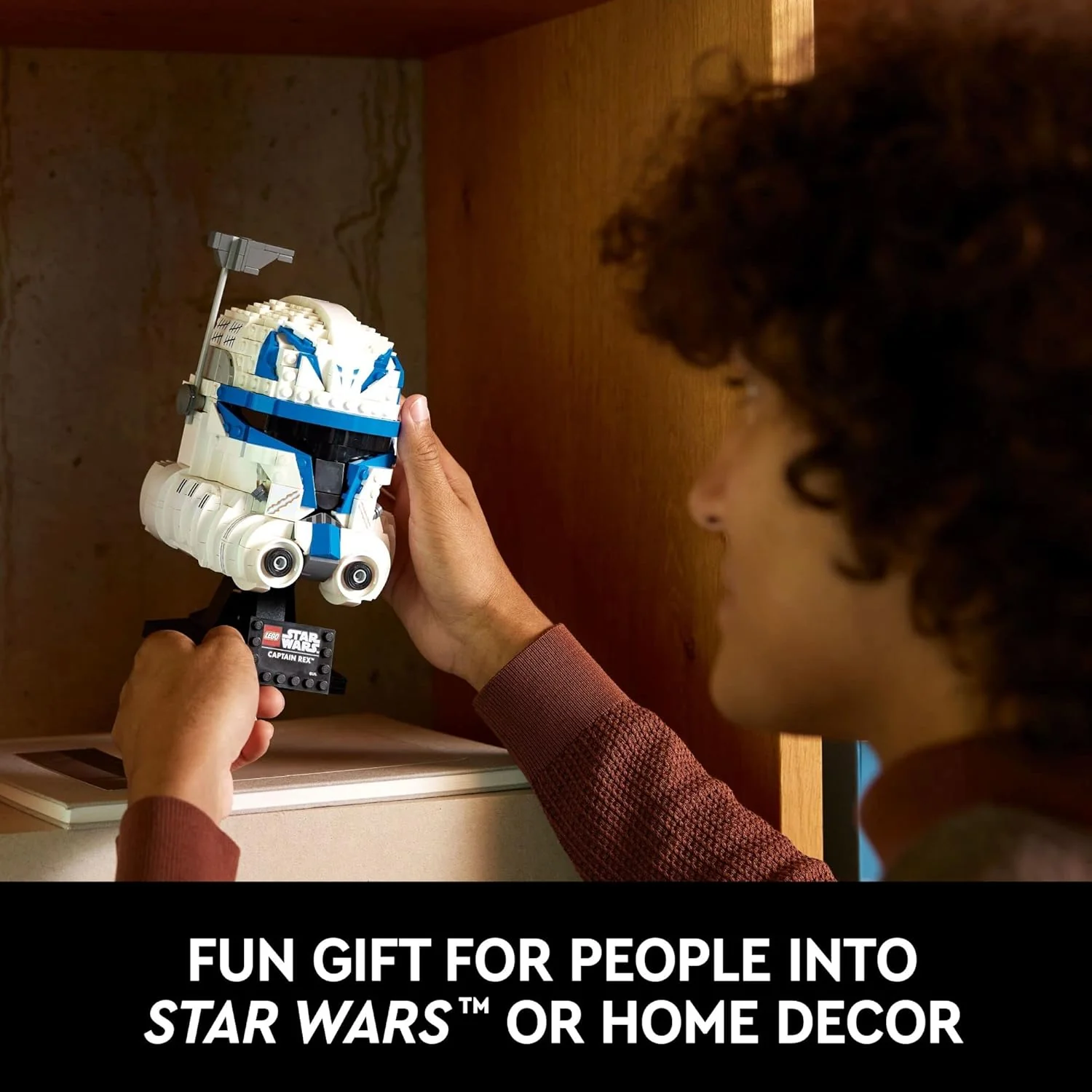 LEGO Star Wars Captain Rex Helmet Building Set 75349 - Image 2