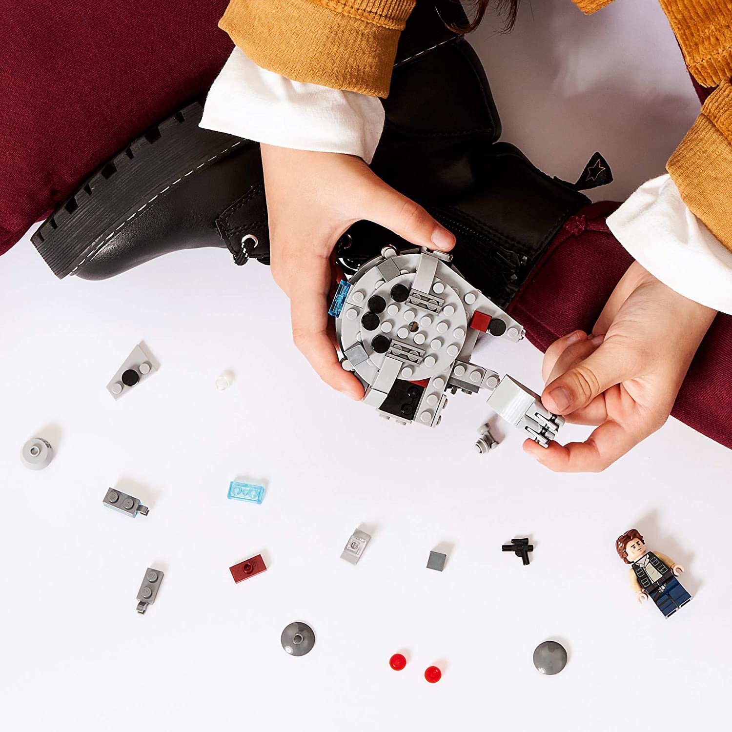LEGO Star Wars Millennium Falcon Microfighter 75295 - Image 5