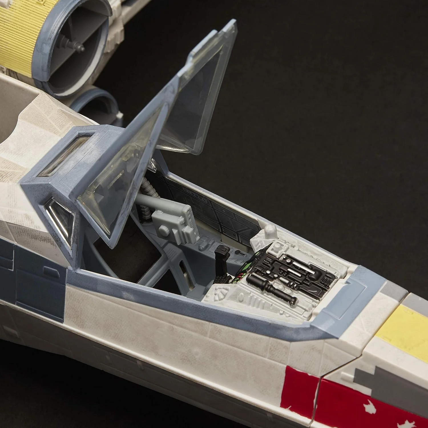 Star Wars The Vintage Collection Luke Skywalker Red 5 X-Wing Fighter 3.75" Scale Vehicle - Image 6