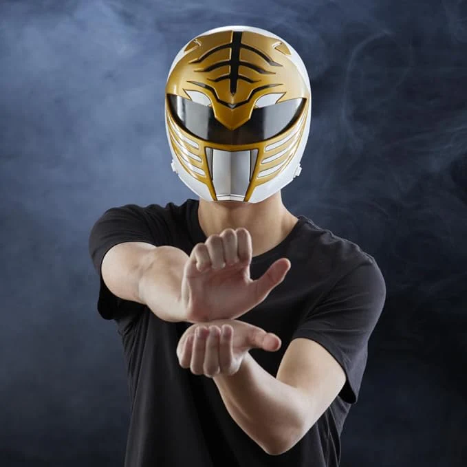 Power Rangers Lightning Collection Mighty Morphin White Ranger Helmet - Image 6