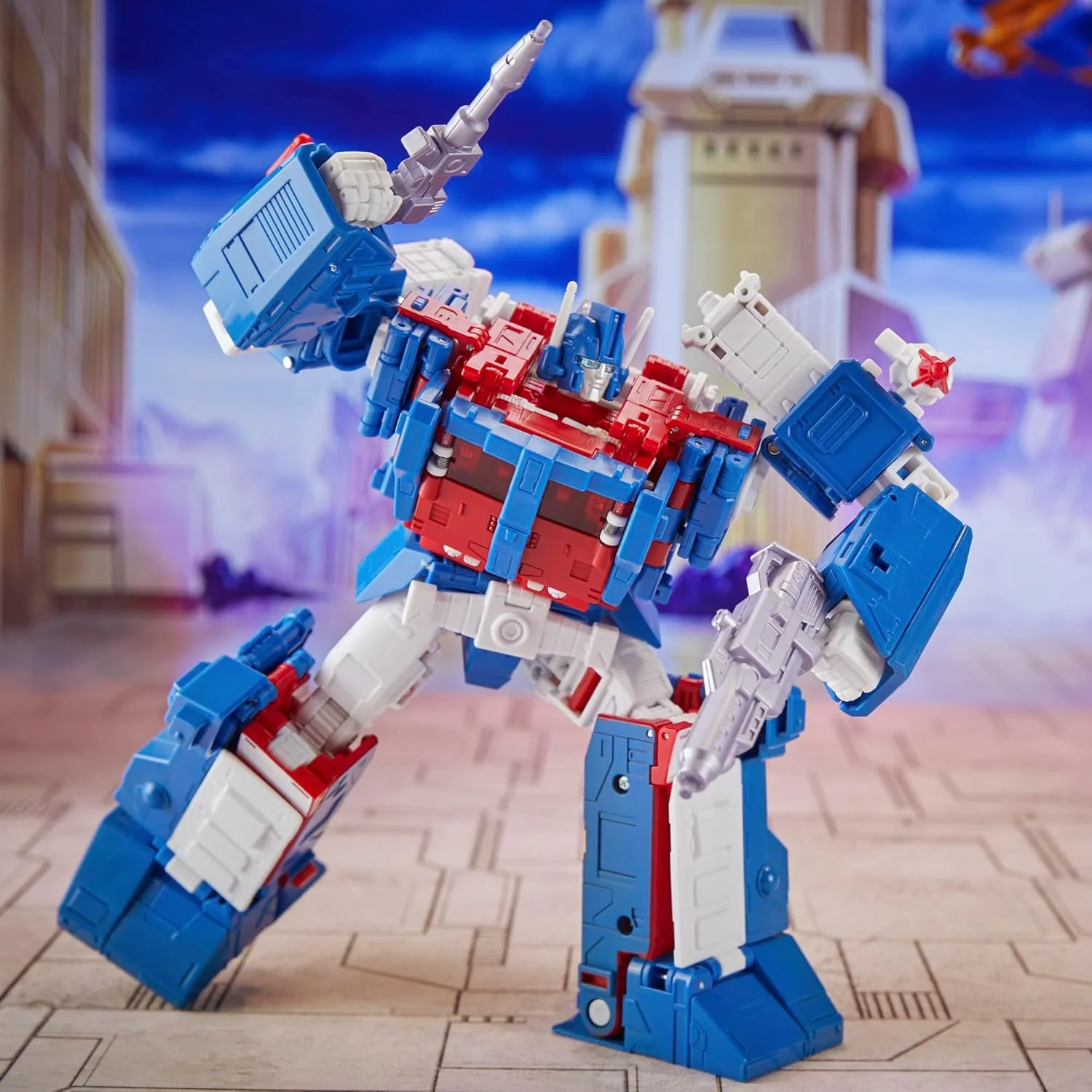 Transformers Studio Series 86 Commander Ultra Magnus - Image 10