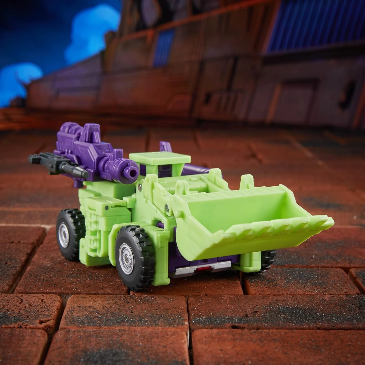 Transformers Studio Series Voyager Class Transformers: The Movie Constructicon Scrapper - Image 9