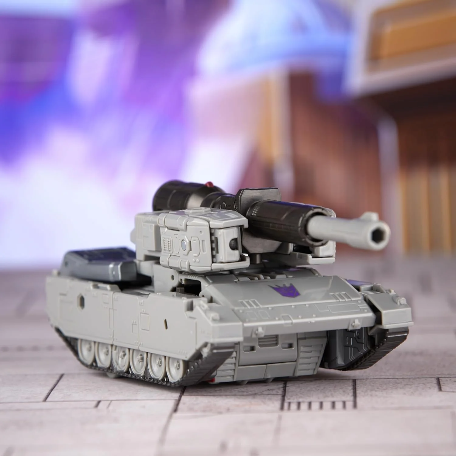 Transformers Studio Series The Transformers: The Movie Leader Class Megatron - Image 3