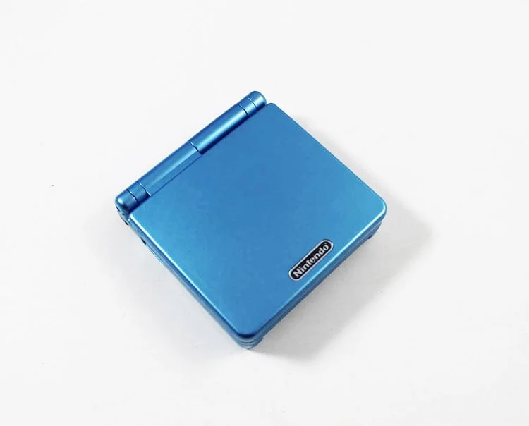Game Boy Advance SP - Surf Blue Edition - Image 3