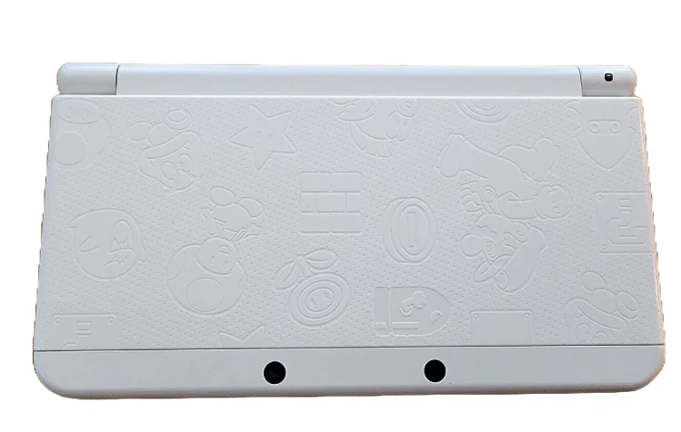 New Nintendo 3DS - Super Mario White Edition - Image 3
