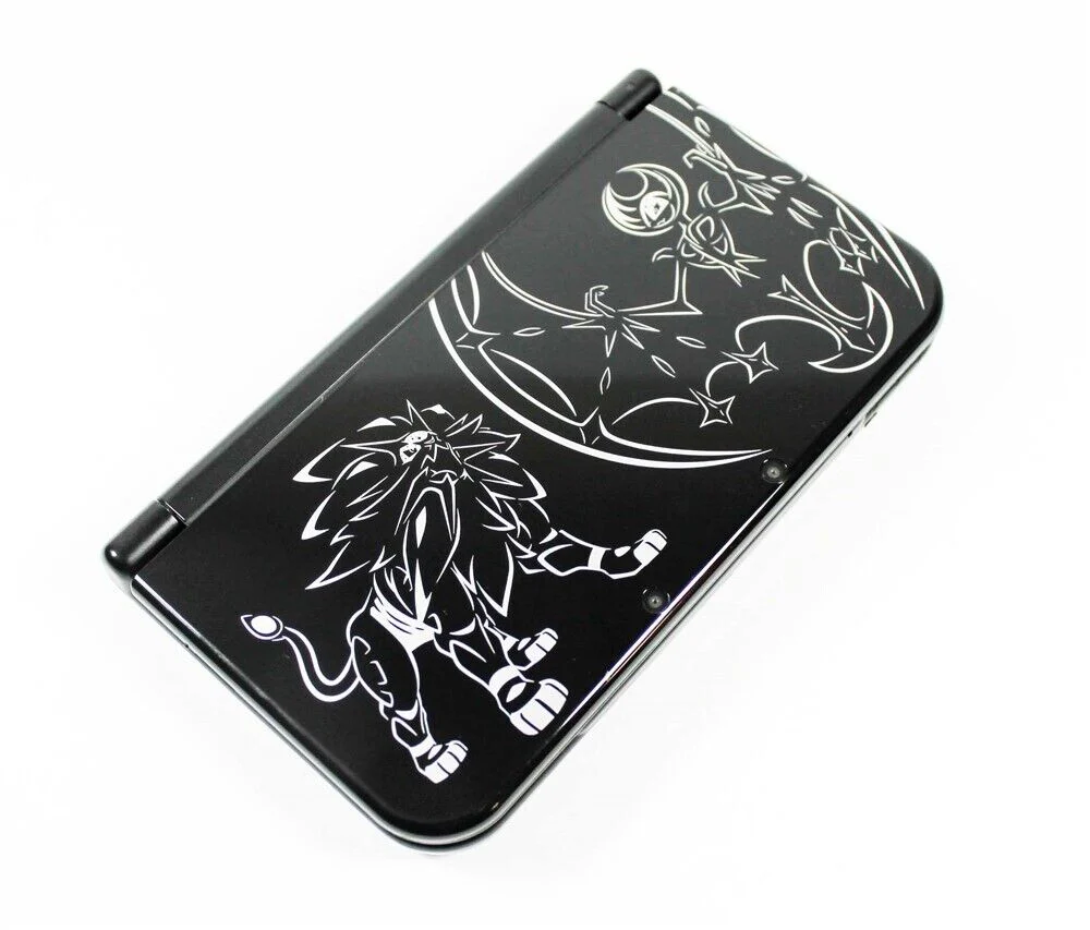 New Nintendo 3DS XL - Solgaleo Lunala Black Edition - Image 3