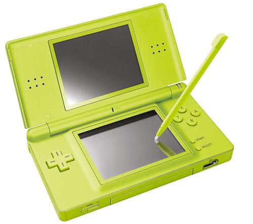 Nintendo DS Lite - Lime Green - Image 2