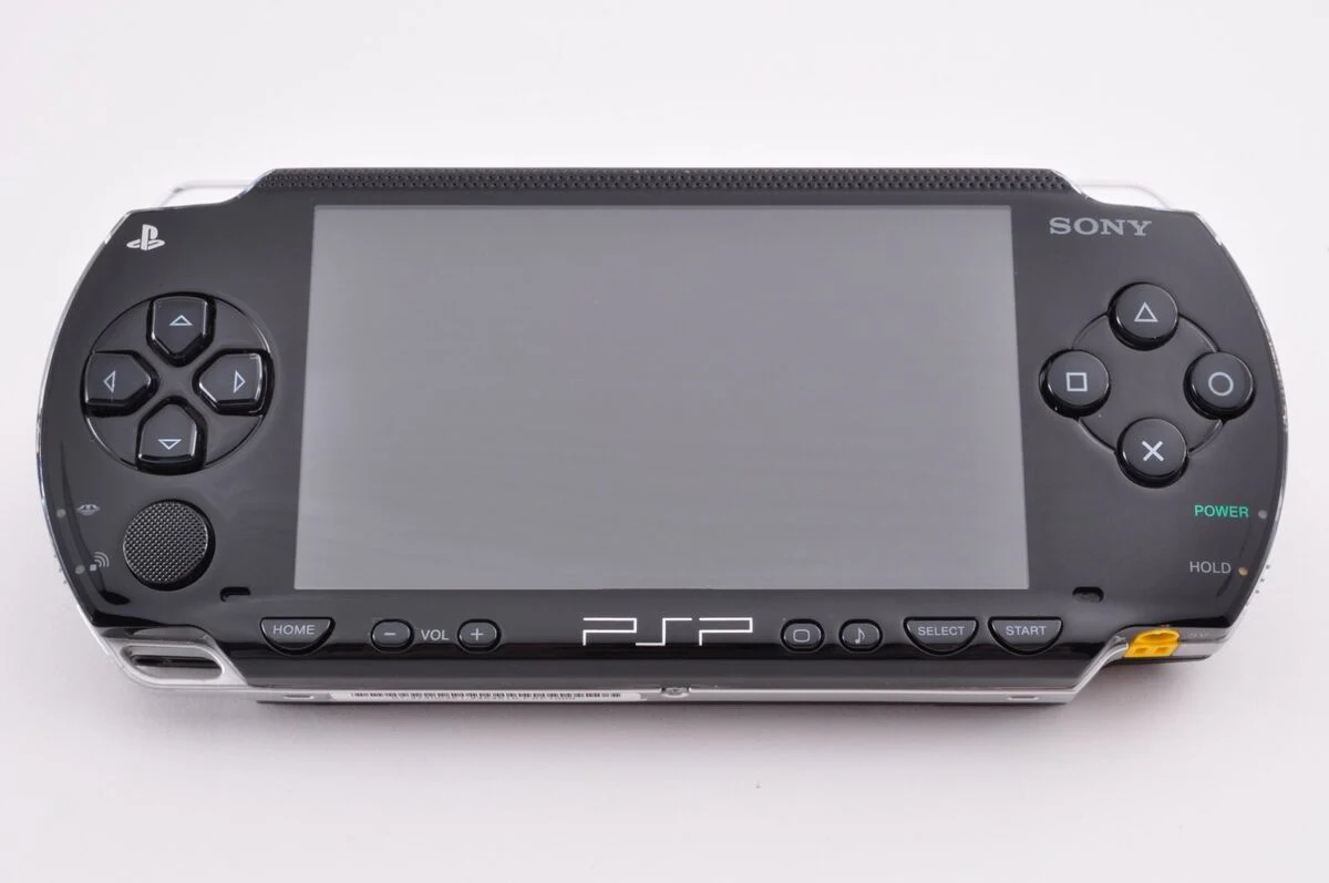 PlayStation Portable 1000 - Piano Black - Image 2