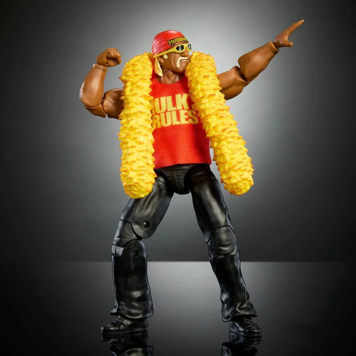 WWE WrestleMania Elite Hulk Hogan Action Figure - Image 5